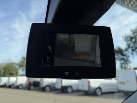 Peugeot Partner 1.5 BlueHDI 102pk Premium / vaste prijs rijklaar € 10.950 ex btw / 6 versnellingen / lease vanaf € 185 / trekhaak 1500 kg / dakdragers / airco / cruise / euro 6 / bpm vrij