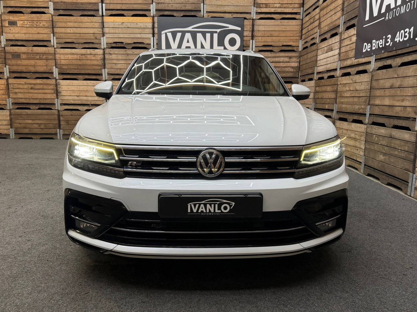 Volkswagen Tiguan 1.5 TSI ACT Highline Business R- Line Pano Camera LED 20"LM