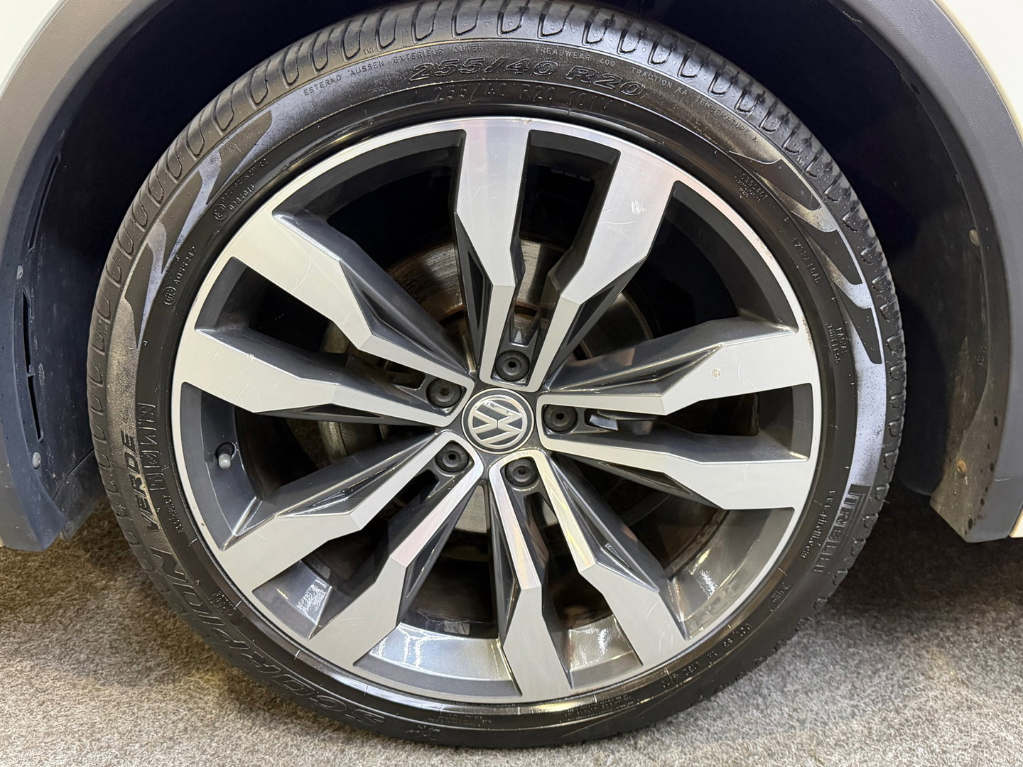 Volkswagen Tiguan 1.5 TSI ACT Highline Business R- Line Pano Camera LED 20"LM