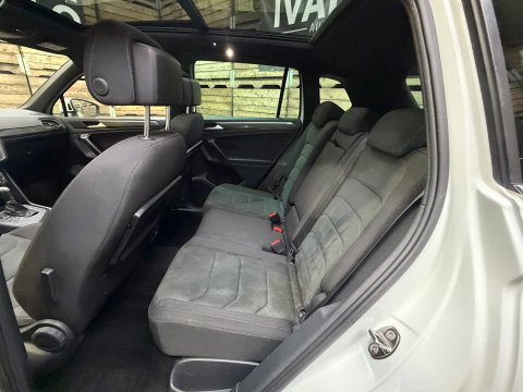 Volkswagen Tiguan 1.5 TSI ACT Highline Business R- Line Pano Camera LED 20"LM