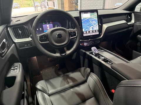 Volvo XC60 T8 Plus Black Edition | Harman/Kardon | Pilot Assist | 360° Camera | Stoel+Stuurverwarming | Keyless | 21 Inch