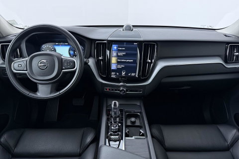 Volvo XC60 2.0 T8 Twin Engine AWD Momentum | Luchtvering | Bowers & Wilkins | Trekhaak | BLIS | Panoramadak | Head-up
