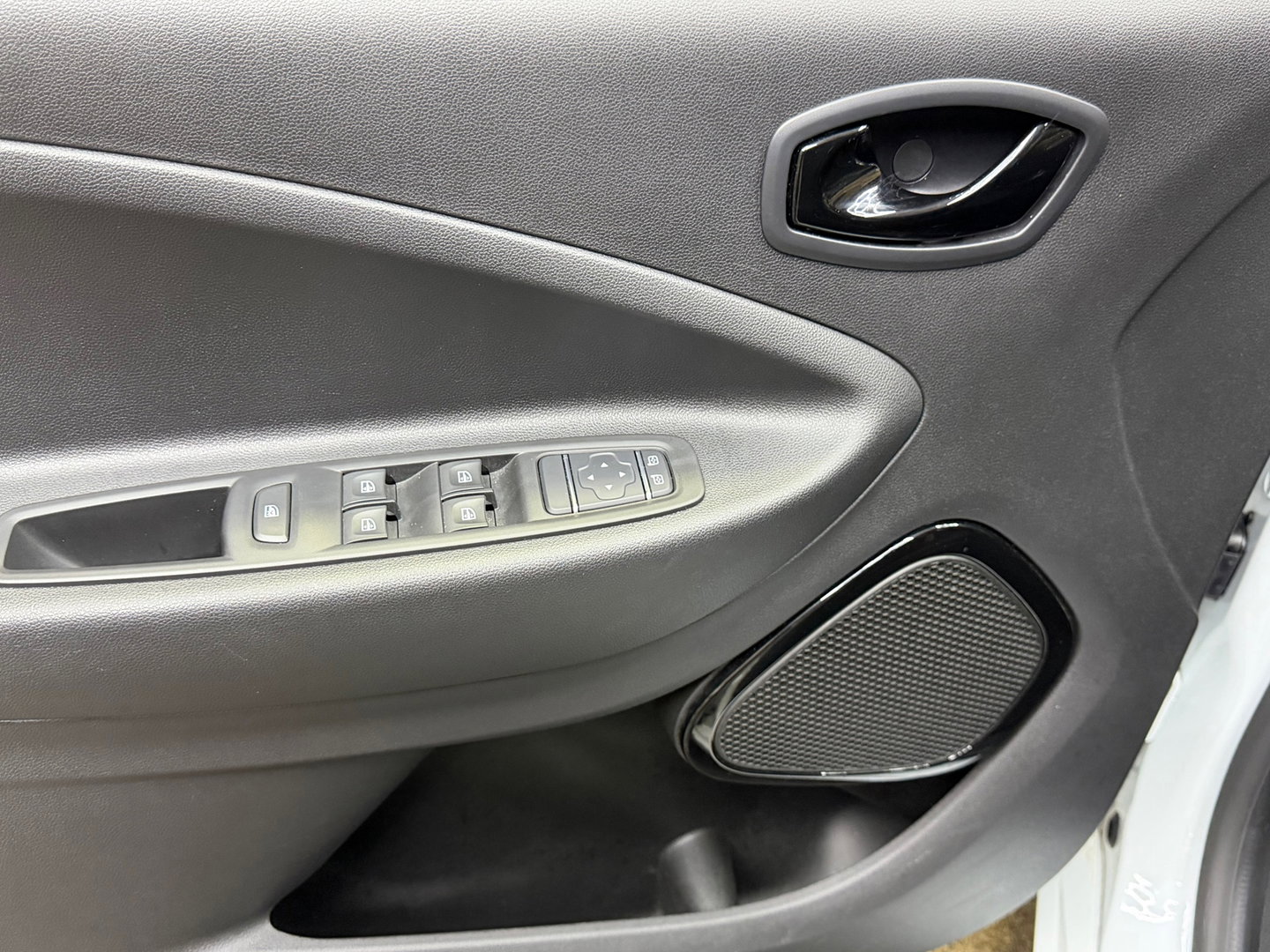 Renault ZOE R110 Life 52 kWh (KOOP ACCU) Led Navi Airconditioning PDC