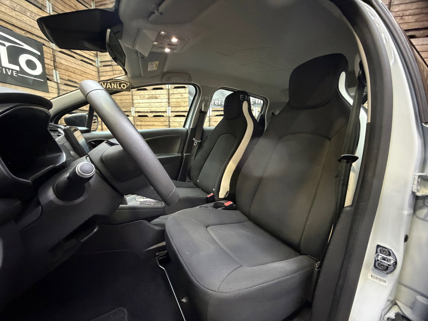 Renault ZOE R110 Life 52 kWh (KOOP ACCU) Led Navi Airconditioning PDC