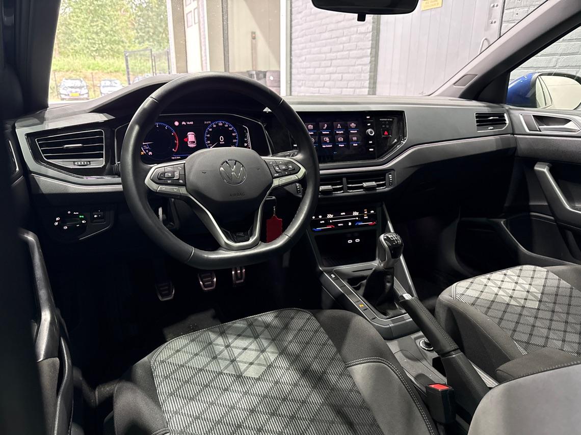 Volkswagen Taigo 1.0 TSI R-Line | ACC | Panoramadak | IQ.DRIVE | PDC V+A | Navigatie | Getint glas | LED