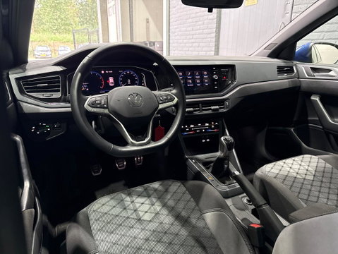 Volkswagen Taigo 1.0 TSI R-Line | ACC | Panoramadak | IQ.DRIVE | PDC V+A | Navigatie | Getint glas | LED