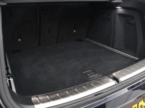 BMW X4 xDrive20i Business Edition | M-sport | Panoramadak | Leder | Memory | Stuur/stoel verwarming | Cruise control | Camera | Park assist | Carplay | Sfeerverlichting | Climate control