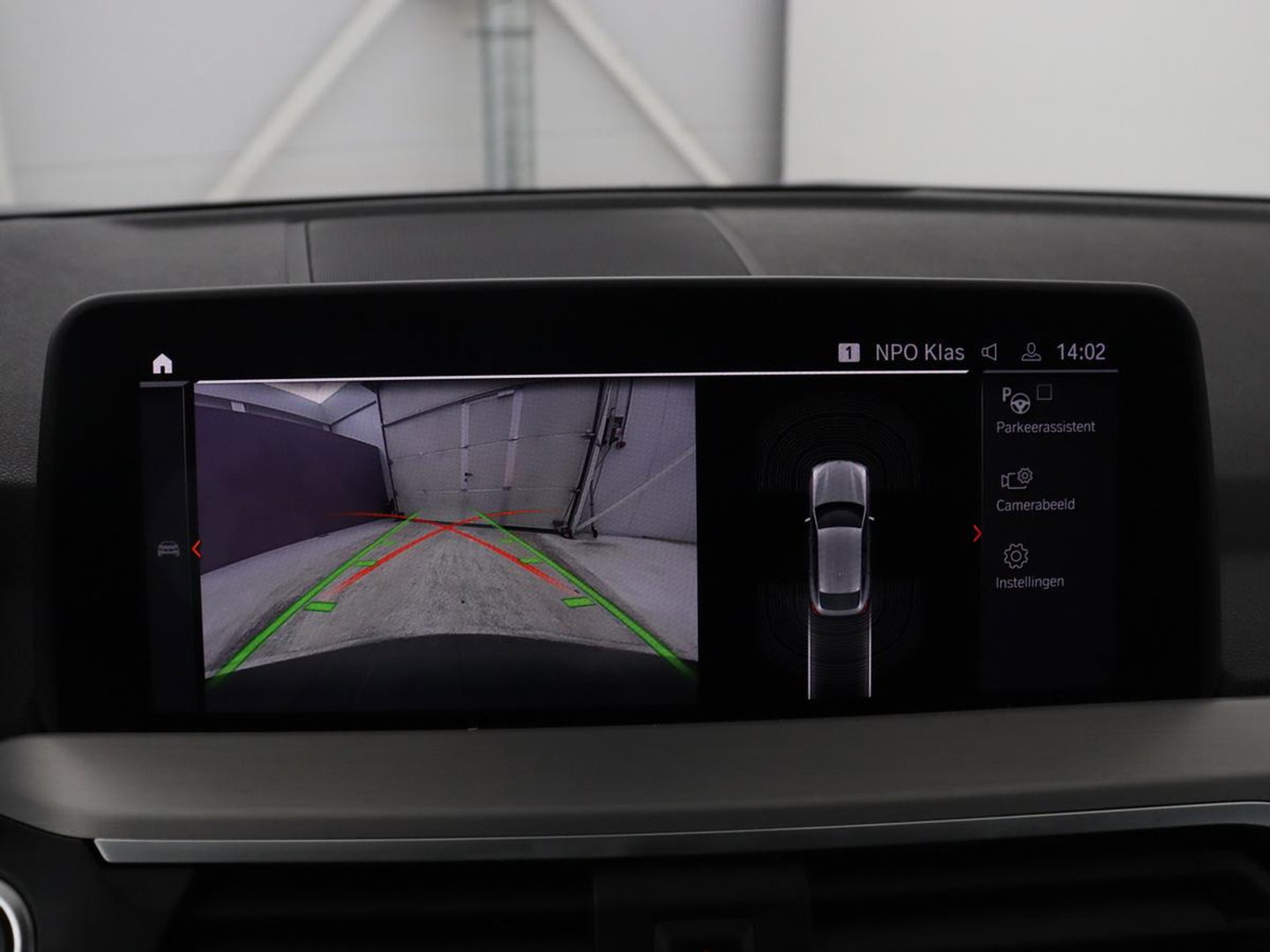 BMW X4 xDrive20i Business Edition | M-sport | Panoramadak | Leder | Memory | Stuur/stoel verwarming | Cruise control | Camera | Park assist | Carplay | Sfeerverlichting | Climate control