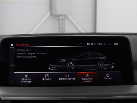 BMW X4 xDrive20i Business Edition | M-sport | Panoramadak | Leder | Memory | Stuur/stoel verwarming | Cruise control | Camera | Park assist | Carplay | Sfeerverlichting | Climate control