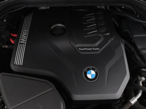 BMW X4 xDrive20i Business Edition | M-sport | Panoramadak | Leder | Memory | Stuur/stoel verwarming | Cruise control | Camera | Park assist | Carplay | Sfeerverlichting | Climate control