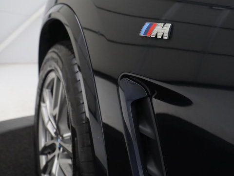 BMW X4 xDrive20i Business Edition | M-sport | Panoramadak | Leder | Memory | Stuur/stoel verwarming | Cruise control | Camera | Park assist | Carplay | Sfeerverlichting | Climate control