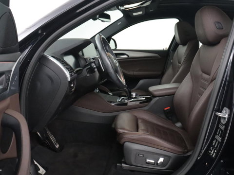 BMW X4 xDrive20i Business Edition | M-sport | Panoramadak | Leder | Memory | Stuur/stoel verwarming | Cruise control | Camera | Park assist | Carplay | Sfeerverlichting | Climate control