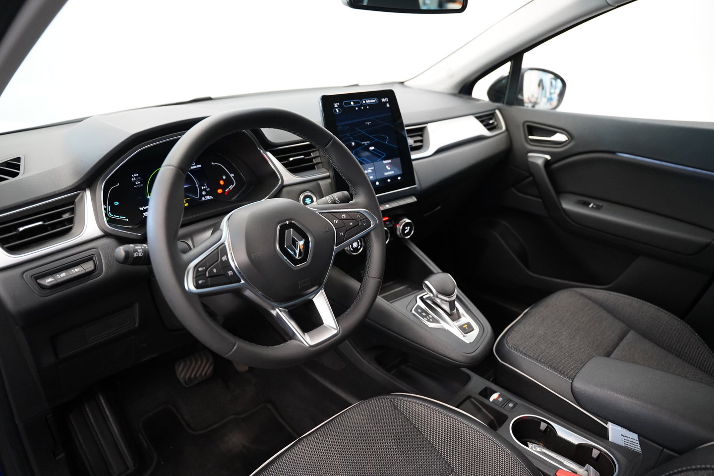 Renault Captur 1.6 E-Tech Hybrid 145 Intens Full-led Navigatie Trekhaak