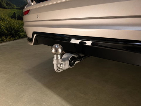 Volvo XC60 2.0 T8 Plug-in hybrid AWD Plus Dark Facelift model l Trekhaak l 360 l 455PK
