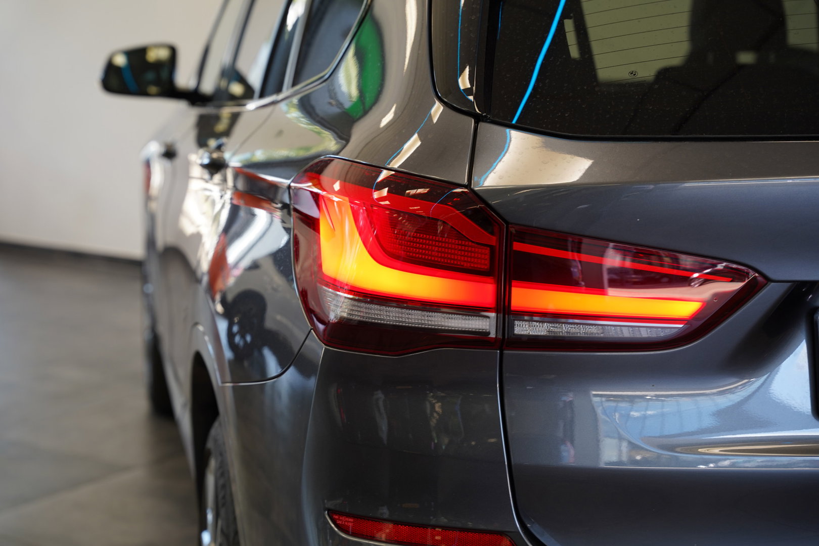 BMW X1 sDrive20i High Executive Panoramadak M-Sport Trekhaak