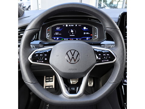 Volkswagen T-Roc 1.5 TSI R-Line Business+ PANO IQ.LIGHT ACC VOL