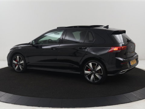 Volkswagen Golf 1.4 eHybrid GTE | SOH 90,0% | Panoramadak | Leder | Adaptive cruise | Memory | Trekhaak | Stuur/stoel verwarming | Stoelventilatie | Camera | Park assist | Carplay | Climate control