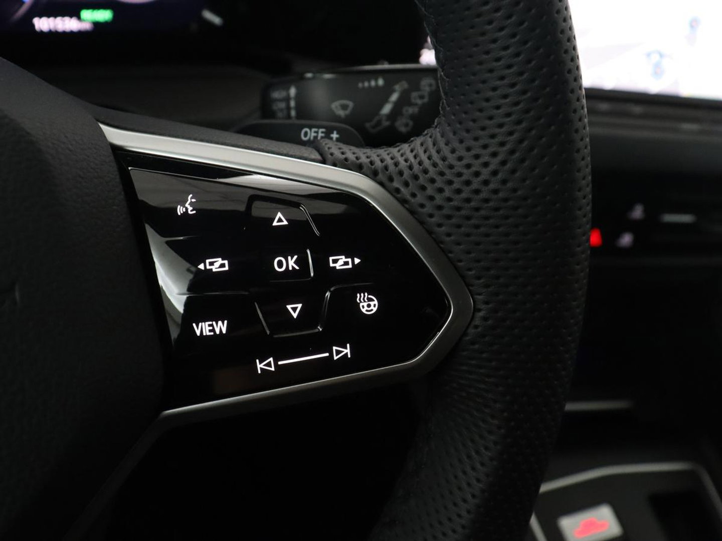 Volkswagen Golf 1.4 eHybrid GTE | SOH 90,0% | Panoramadak | Leder | Adaptive cruise | Memory | Trekhaak | Stuur/stoel verwarming | Stoelventilatie | Camera | Park assist | Carplay | Climate control