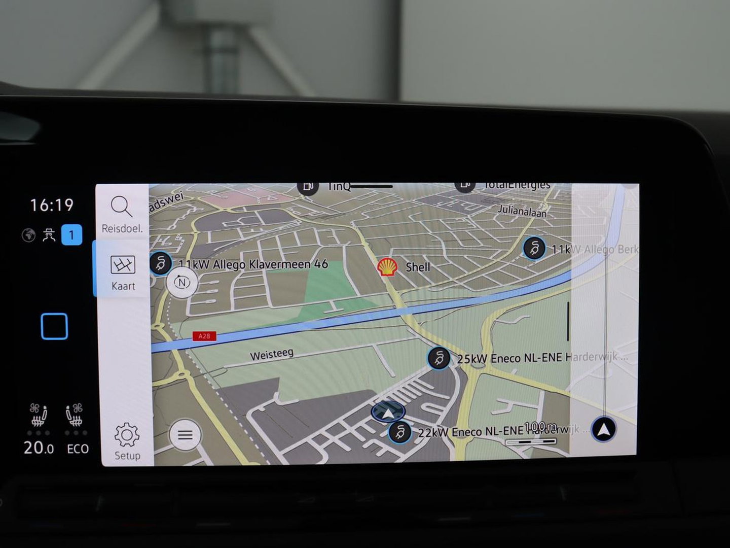 Volkswagen Golf 1.4 eHybrid GTE | SOH 90,0% | Panoramadak | Leder | Adaptive cruise | Memory | Trekhaak | Stuur/stoel verwarming | Stoelventilatie | Camera | Park assist | Carplay | Climate control