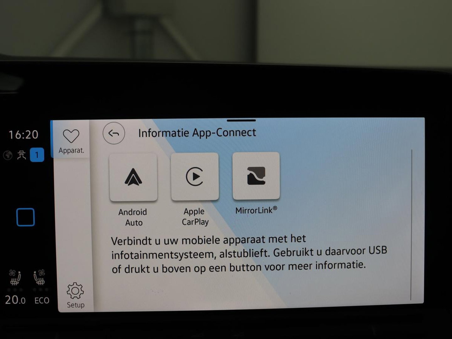 Volkswagen Golf 1.4 eHybrid GTE | SOH 90,0% | Panoramadak | Leder | Adaptive cruise | Memory | Trekhaak | Stuur/stoel verwarming | Stoelventilatie | Camera | Park assist | Carplay | Climate control