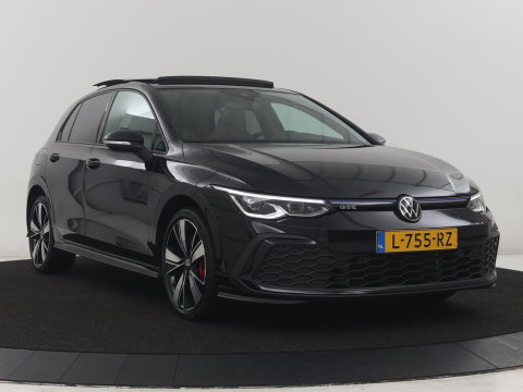 Volkswagen Golf 1.4 eHybrid GTE | SOH 90,0% | Panoramadak | Leder | Adaptive cruise | Memory | Trekhaak | Stuur/stoel verwarming | Stoelventilatie | Camera | Park assist | Carplay | Climate control