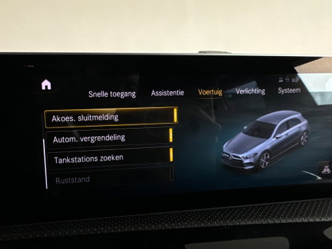 Mercedes-Benz A-Klasse 220 AMG Pano|Stoelverkoeling|Camera |ACC|Sfeer