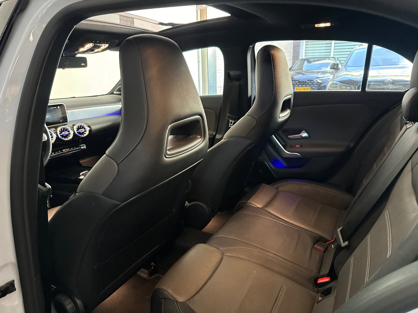Mercedes-Benz A-Klasse 220 AMG Pano|Stoelverkoeling|Camera |ACC|Sfeer