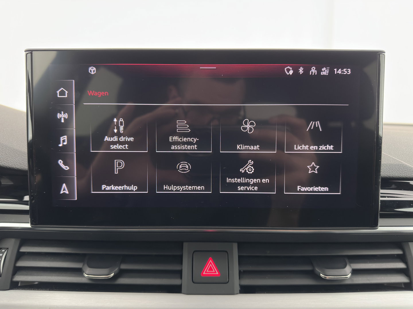 Audi A4 Avant 40 TFSI S edition (INCL.BTW) Aut. *LEATHER-MICROFIBRE | FULL-LED | HEATED-SPORTSEATS | KEYLESS | DIGI-COCKPIT | AMBIENT-LIGHT | NAVI-FULLMAP | PRIVACY-GLASS | SHIFT-PADDLES | ECC | PDC | CRUISE | 18''ALU*