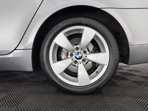 BMW 5 Serie Touring 520i Corporate Lease Business Line Edition I Aut. *LEATHER | COMFORT-SEATS | NAVI-FULLMAP | ECC | PDC | CRUISE | 17''ALU | TOWBAR*