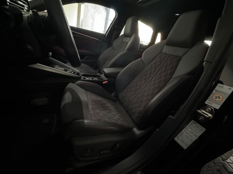 Audi A3 Sportback 45 TFSI e S Line Competition Pano|Massage|S3 Pack
