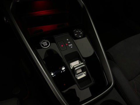 Audi A3 Sportback 45 TFSI e S Line Competition Pano|Massage|S3 Pack