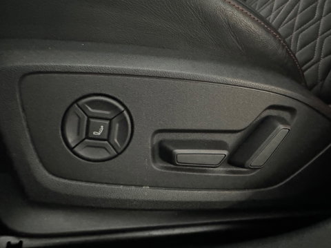 Audi A3 Sportback 45 TFSI e S Line Competition Pano|Massage|S3 Pack