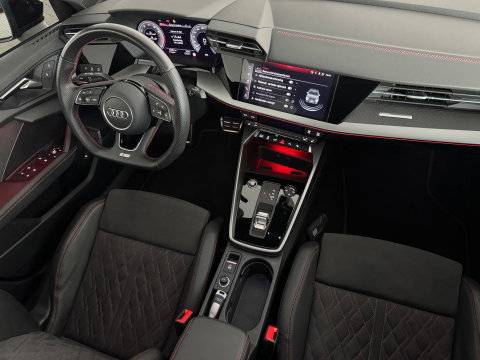 Audi A3 Sportback 45 TFSI e S Line Competition Pano|Massage|S3 Pack