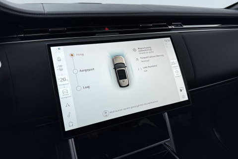 Land Rover Range Rover 3.0 P550e Autobiography | Rear Seat Entertainment | Meridian Signature | 23 Inch | ClearSight | Luchtvering | Massage