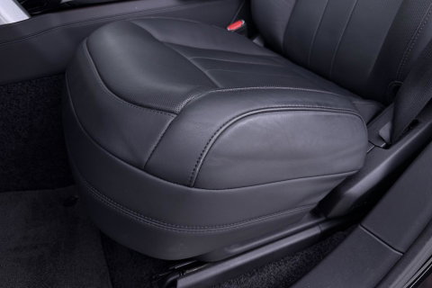 Land Rover Range Rover 3.0 P550e Autobiography | Rear Seat Entertainment | Meridian Signature | 23 Inch | ClearSight | Luchtvering | Massage