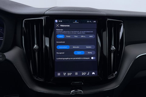 Volvo XC60 T6 R-Design | Luchtvering | Harman/Kardon | Panoramadak | 360° Camera | Head-Up | Stoel+Stuurverwarming | 21 Inch | ACC