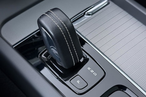 Volvo XC60 T6 R-Design | Luchtvering | Harman/Kardon | Panoramadak | 360° Camera | Head-Up | Stoel+Stuurverwarming | 21 Inch | ACC