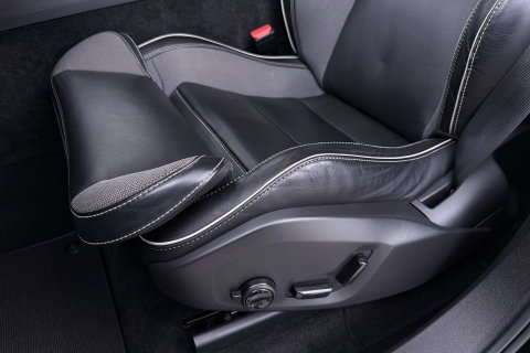 Volvo XC60 T6 R-Design | Luchtvering | Harman/Kardon | Panoramadak | 360° Camera | Head-Up | Stoel+Stuurverwarming | 21 Inch | ACC