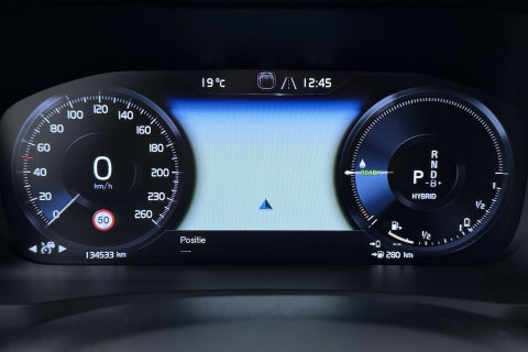 Volvo XC90 T8 Recharge R-Design | Luchtvering | B&W | Panoramadak | Stoelventilatie+Massage | 360° Camera | Head-up | Trekhaak