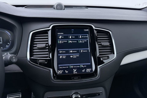 Volvo XC90 T8 Recharge R-Design | Luchtvering | B&W | Panoramadak | Stoelventilatie+Massage | 360° Camera | Head-up | Trekhaak