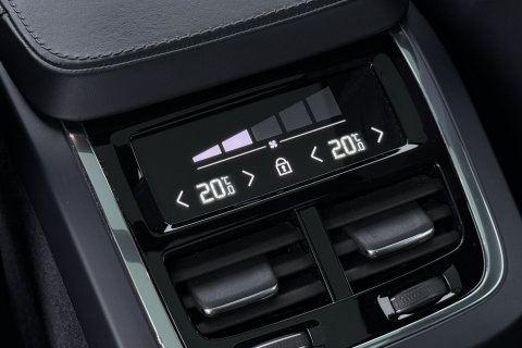 Volvo XC90 T8 Recharge R-Design | Luchtvering | B&W | Panoramadak | Stoelventilatie+Massage | 360° Camera | Head-up | Trekhaak