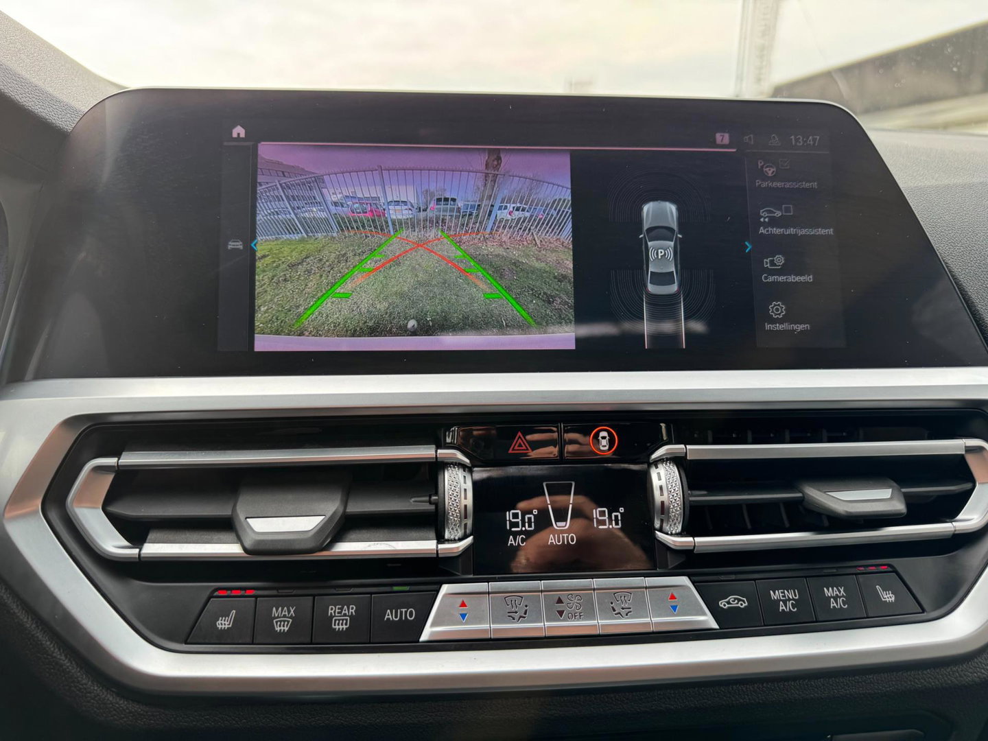 BMW 3-serie 330e High Executive M Pakket Dakje Leder Trekhaak HeadUp