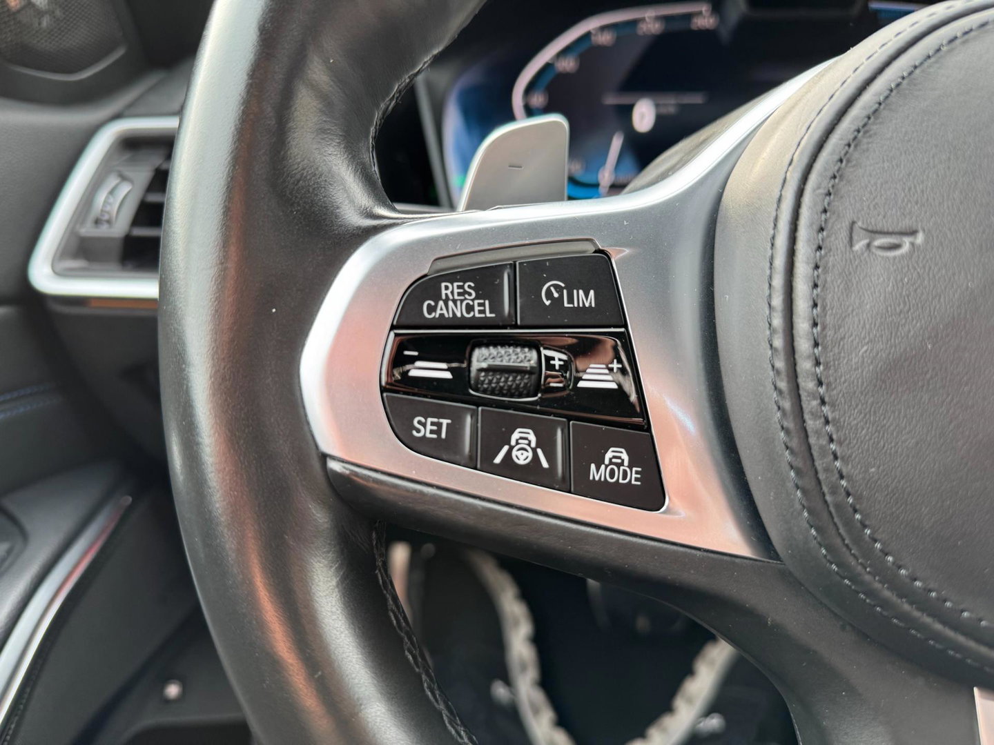 BMW 3-serie 330e High Executive M Pakket Dakje Leder Trekhaak HeadUp