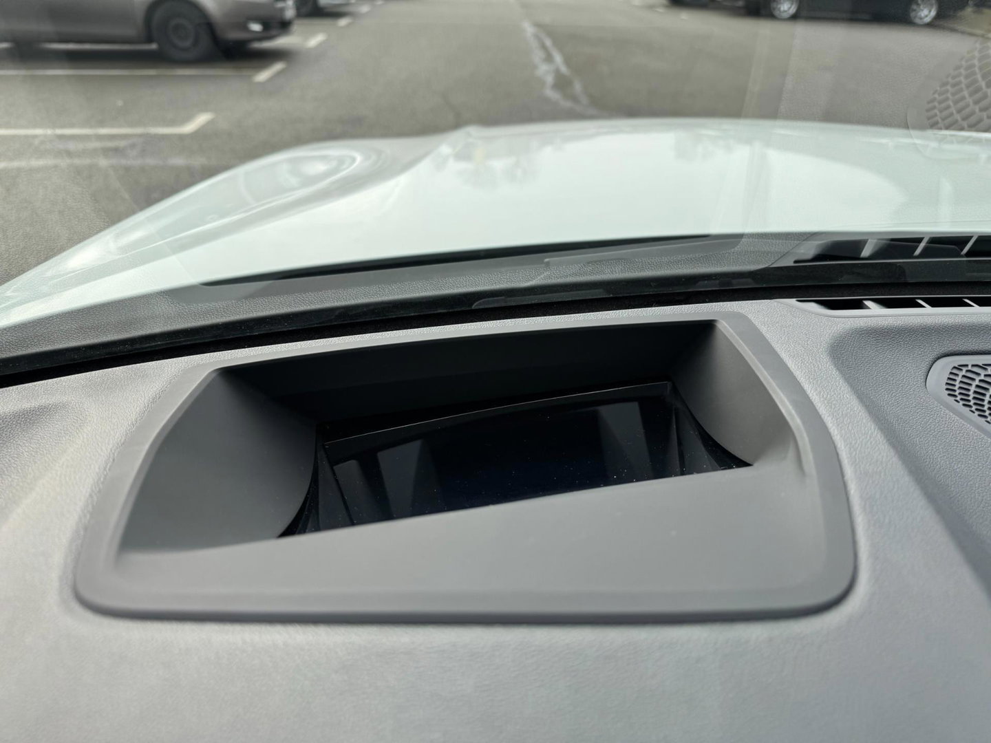 BMW 3-serie 330e High Executive M Pakket Dakje Leder Trekhaak HeadUp
