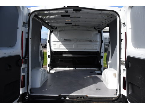 Renault Trafic 2.0 dCi 150 T29 L1H1 PB Edition Camer, Cruise, Carplay, LED, 2 x Schuifdeur, Automaat, Sensoren, CLIMA, Multimedia, 150pk, Keyless, Uniek!