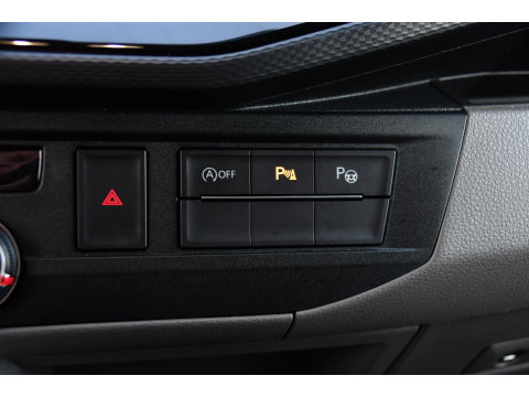 Volkswagen Transporter 2.0 TDI L2H1 Bulli Virtual, Adaptieve Cruise, Camera, Carplay, LED, 150pk, Stoelverwarming, Multimedia, Sensoren, Trekhaak, Uniek!