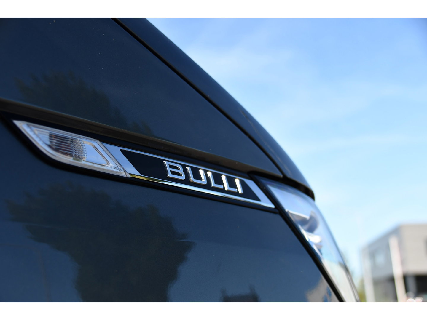 Volkswagen Transporter 2.0 TDI L2H1 Bulli Virtual, Adaptieve Cruise, Camera, Carplay, LED, 150pk, Stoelverwarming, Multimedia, Sensoren, Trekhaak, Uniek!