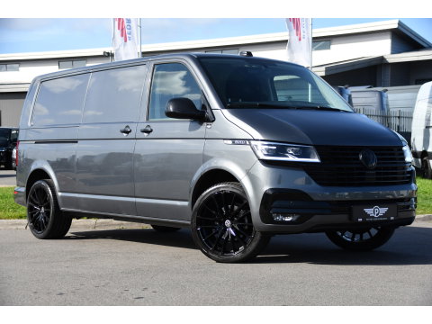Volkswagen Transporter 2.0 TDI L2H1 Bulli Virtual, Adaptieve Cruise, Camera, Carplay, LED, 150pk, Stoelverwarming, Multimedia, Sensoren, Trekhaak, Uniek!