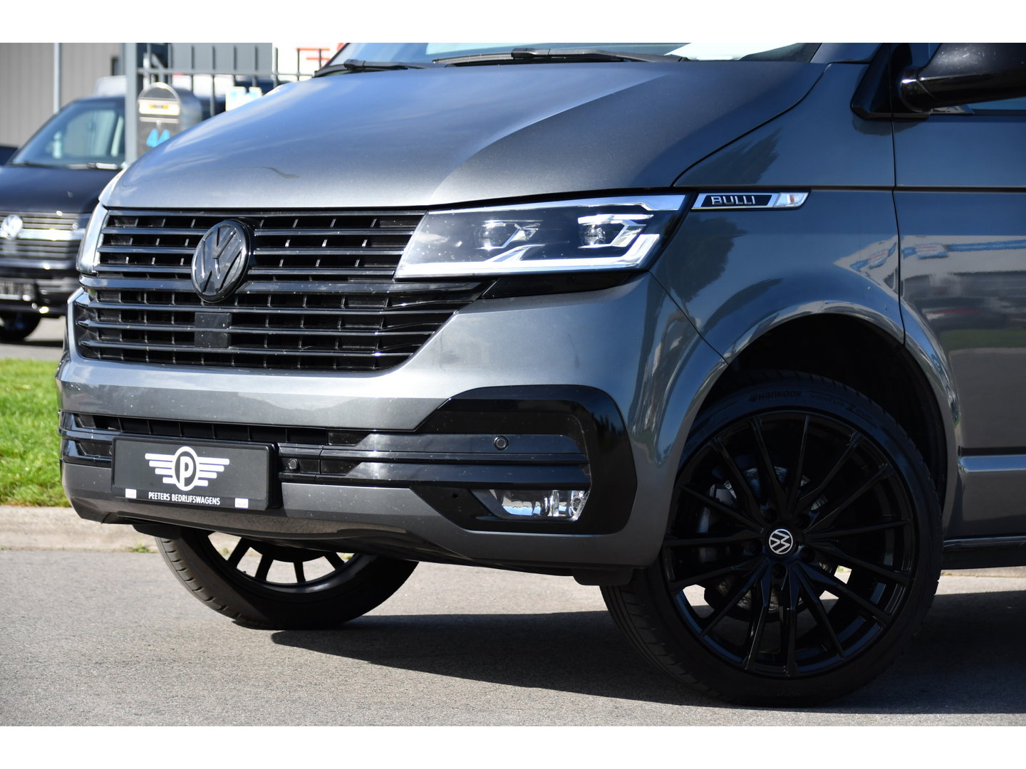 Volkswagen Transporter 2.0 TDI L2H1 Bulli Virtual, Adaptieve Cruise, Camera, Carplay, LED, 150pk, Stoelverwarming, Multimedia, Sensoren, Trekhaak, Uniek!