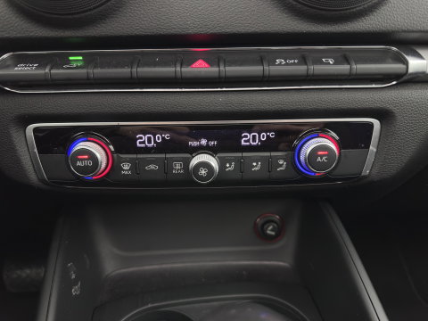 Audi A3 Sportback 1.4 e-tron PHEV Ambition Pro Line plus (Plug-in) Aut. *PANO | FULL-LED | BANG&OLUFSEN | SPORT-SEATS | DAB+ | KEYLESS | NAVI-FULLMAP | ECC | PDC | CRUISE | 18''ALU*